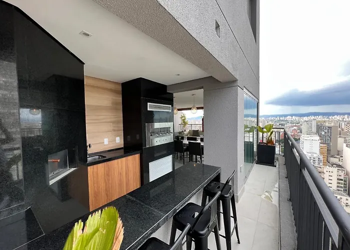 Almada Studios 9 - Republica